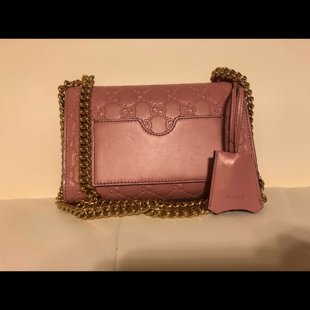 Pink Leather Gucci Padlock Bag (gold chain) - Picture 3 of 3